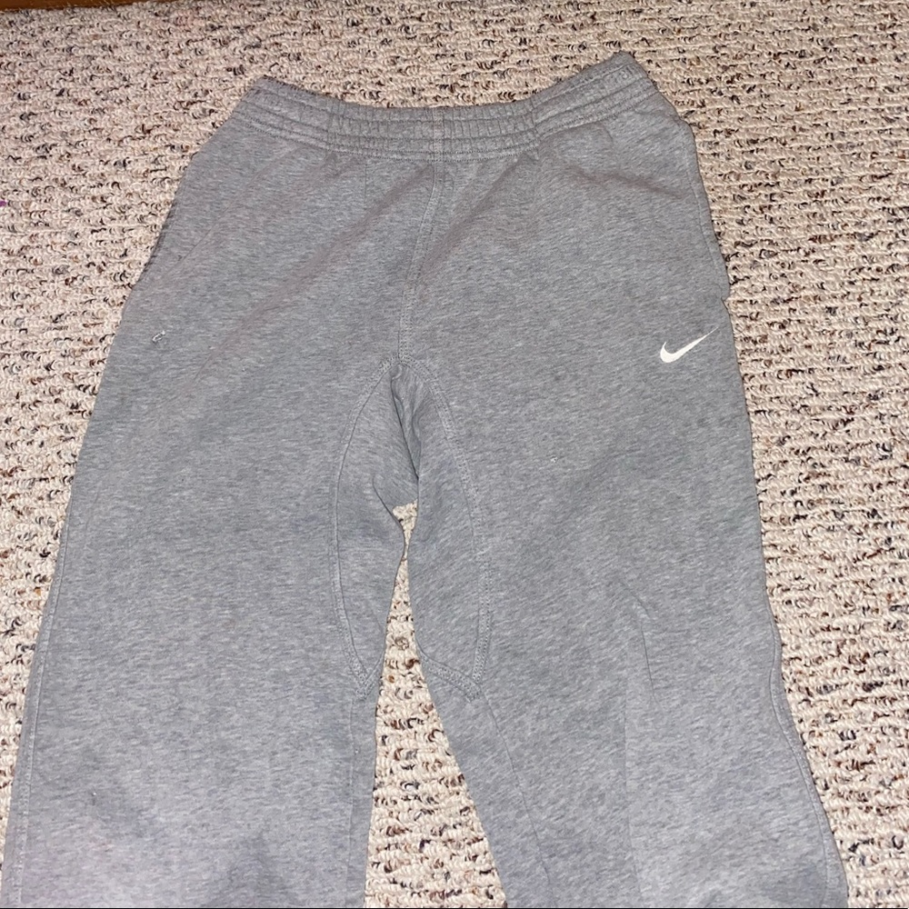 Small Grey Nike Sweatpants